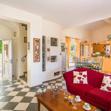 Villa Vrysoulla By Niszáki