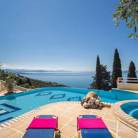 Villa Vrysoulla By *